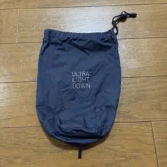 ユニクロ　ULTRA LIGHT DOWN 収納袋