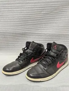 NIKE AIR JORDAN 1 MID スニーカー