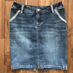 セシルマクビー ダメージ加工 デニムタイトスカート レディース ボトムスM 美品のサムネイル