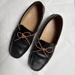 TOD'S レザー ドライビング シューズ ブラックのサムネイル