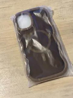 ʀ*ᴏ様 iPhone 16plusブラウンシリコンケース
