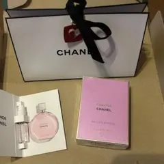 ♡888様専用♡シャネル チャンスオースプランディド サンプル香水、チャーム付き