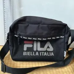 FILA ブラック ショルダーバッグ