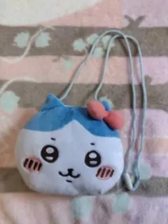 ちいかわ×サンリオ ハチワレ フェイスポシェット