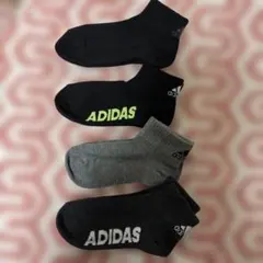 ADIDAS キッズ靴下 4足セット