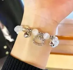 Item thumbnail for item c46613cf-4acc-42f2-b9f7-fcb5a1376895