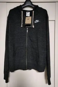 【新品】タグ付き NIKE フルジップ パーカー レディース M