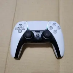 PS4 PS5 ワイヤレスコントローラー　ホワイト　T28