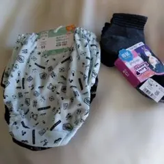 女の子向けショーツ2枚組160サイズ　ソックス３足