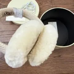 ヘッドホン UGG クリーム色 耳あて イヤーマフ