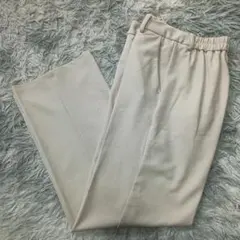 美品【GU】カットソーカラースラックス（S）パンツ ウエストゴム ベージュ