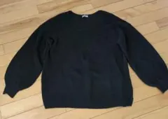 ブラック Vネック バルーンスリーブ ニット