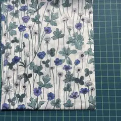 T26 ジョセフィンズデイジーズ ブルー 108×50cmリバティ タナローン