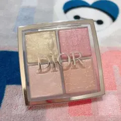 3日間限定お値下げ‼️Dior バックステージ グロウ マキシマイザー 004