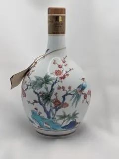 2025 〈色絵雪花薄墨墨はじき四季花文洋酒瓶 十四代今泉今右衛門作
