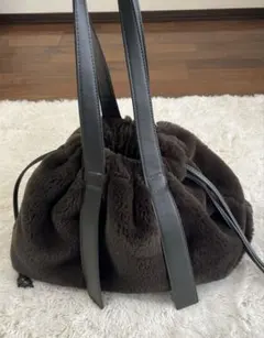 【美品】DIANA ブラウンファーショルダーバッグ