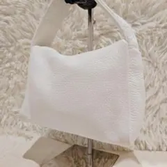 美品 aeta DA60 one shoulder ハンドバッグ スクエア 白のサムネイル