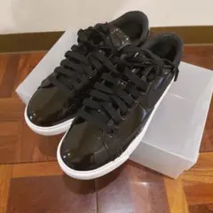 Nike ブラック スニーカー