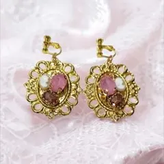 Item thumbnail for item 8bbdcc66-982c-4ced-b6f4-4a02cca888eb