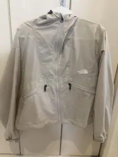 THE NORTH FACE マウンテンパーカー ベージュ M