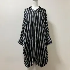 ゴールドジャパン　ワンピース　総柄　黒　ブラック　夏　大人　上品のサムネイル