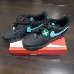 ※最安値　NIKE AIR FORCE 1 Low Black Tiffanyのサムネイル