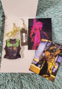 EXILE COSTUME KEY CHAIN　世界