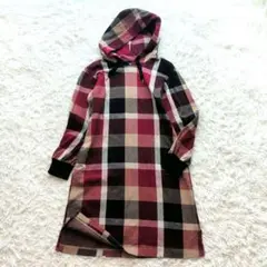 極美品 ブルーレーベルクレストブリッジ フード付きチェックワンピース 38 近年
