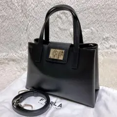 極美品✨フルラ 現行 ハンドバッグ 2way ターンロック ロゴ レザー 黒