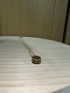 マークバイマークジェイコブス　ネックレス　ゴールド