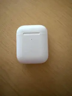 Apple AirPods 本体 充電ケース付き　ジャンク品