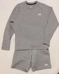極美品　ノースフェイス スウェット ショートパンツ セットアップのサムネイル