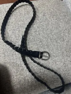 編み込みデザイン ブラックベルト