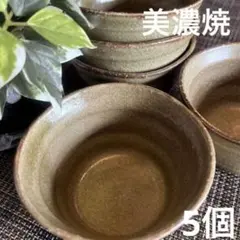 Item thumbnail for item e084eeaa-95b0-40b5-8c04-cc5d5c314815