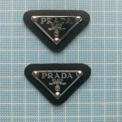 ●ブラック×シルバー● 三角形　ロゴ プレート　パーツ　　2枚