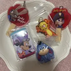 ディズニー ミニチュアキーホルダーのサムネイル
