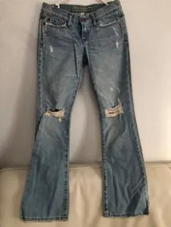 Abercrombie & Fitch ダメージデニム フレアのサムネイル