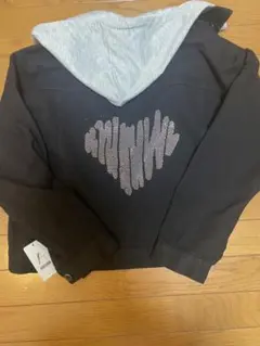 ブラックジャケット グレーのフード付き