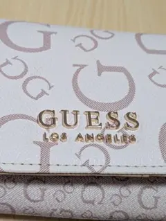 馨*穂様 GUESS 二つ折り財布 モノグラム ベージュ系のサムネイル