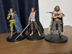 赤髪海賊団 フィギュア YZスタジオ 頂上戦争 Amazon | 予約赤髪海賊団全員フィギュアエフェクト台座 ガレージ