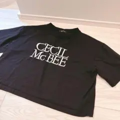 セシルマクビー　トップス　半袖　黒　Tシャツ　しまむらのサムネイル