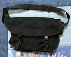 ショルダーバッグ