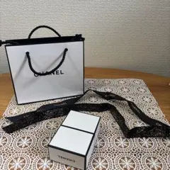 CHANEL 紙袋　紐　リップ空箱
