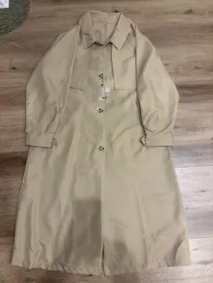 トレンチコート　ベージュ