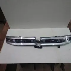 RK5型後期　ステップワゴンスパーダ グリルイルミネーション左右のサムネイル