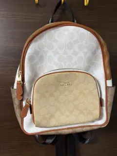 COACH バックパック シグネチャー チャーリー PVC ベージュ A4可