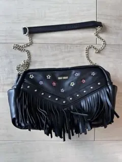 フリンジ付き ブラック ショルダーバッグ