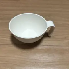 ホワイト 硬質プラスチックマグカップ 円形 ハンドル付き