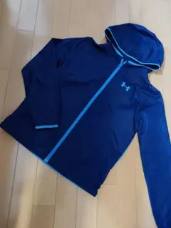 Under Armour フード付きウィンドブレーカー YLG ネイビーリュック