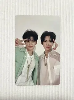 Item thumbnail for item cbc45a03-c7fe-4571-86ec-eba7476ceb95